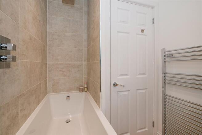 3 bed Semi-Detached for sale Image 11