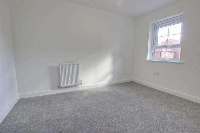 3 bed House to rent Image 9