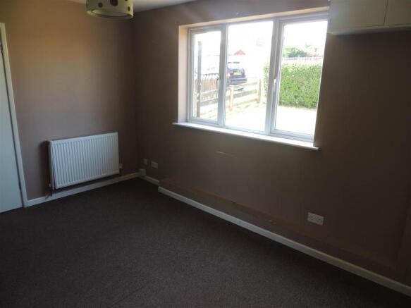 Dining Area: