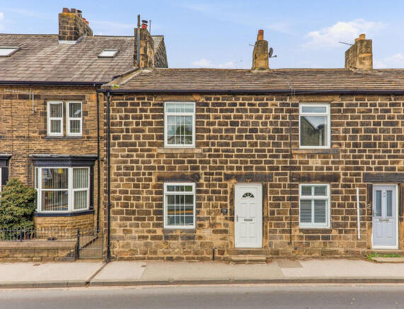 2 bed Terraced for sale in pool in wharfedale