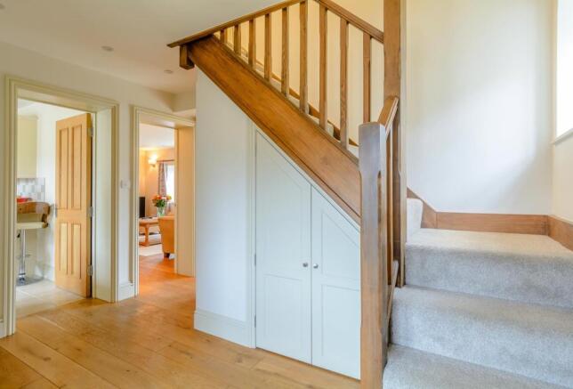 8327993-interior06-800.jpg