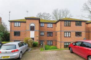 9, St Michaels Court, Reading RG10 9UF