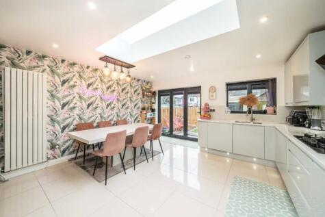 Eldertree Way, Mitcham