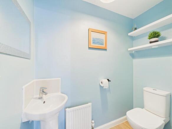 3 bed Semi-Detached for sale Image 7