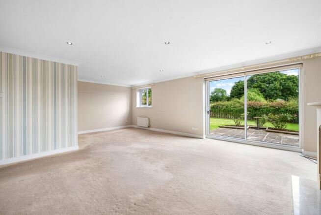 3 bed Bungalow to rent Image 5