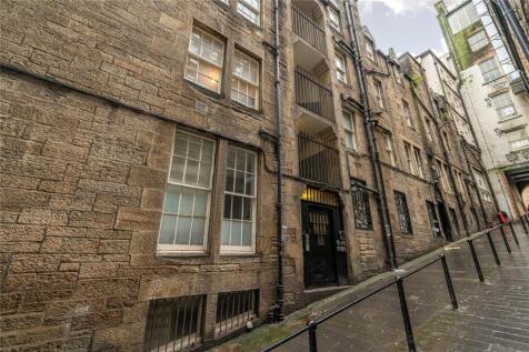 4/1 Carrubber's Close, 135 High Street, Edinburgh, EH1