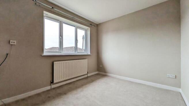 2 bed Semi-Detached to rent Image 7