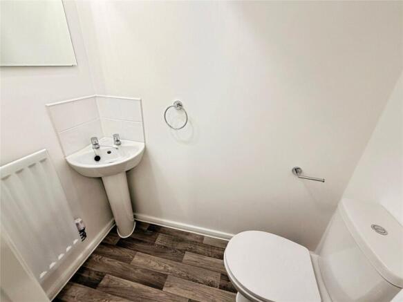2 bed Semi-Detached for sale Image 12