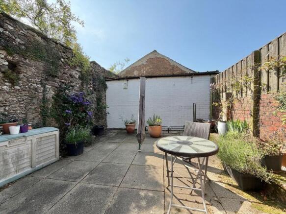 Court Yard Garden
