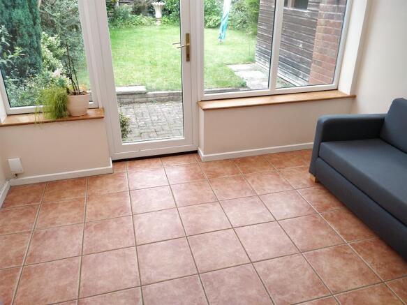 Photo 6
