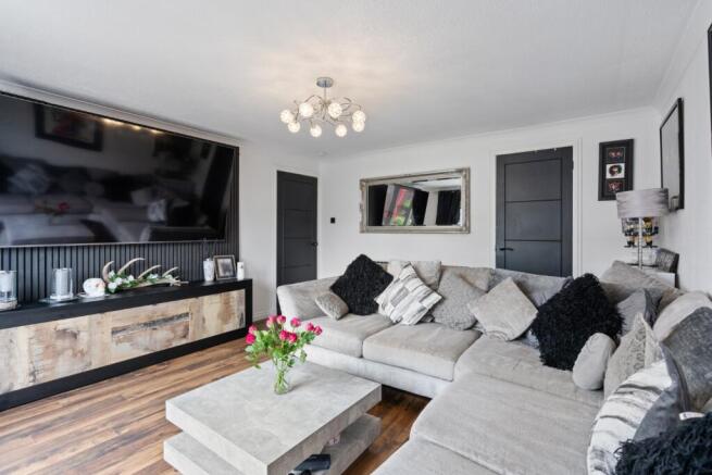 Livingston, West Lothian, EH54 photo 4