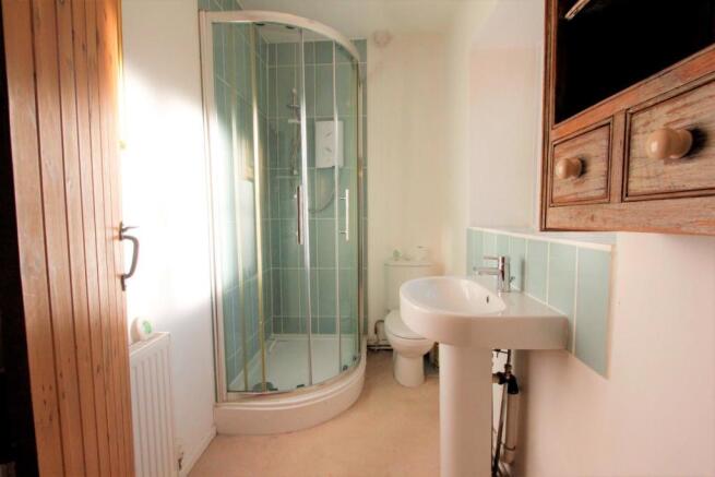 Shower Room.JPG