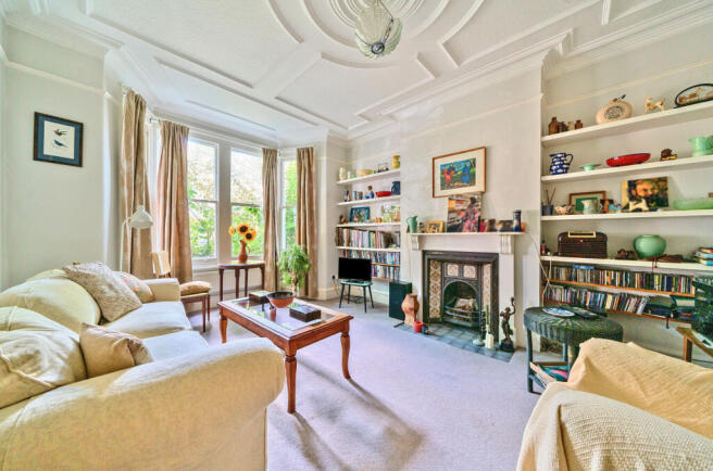 1350825-12-68beb2...