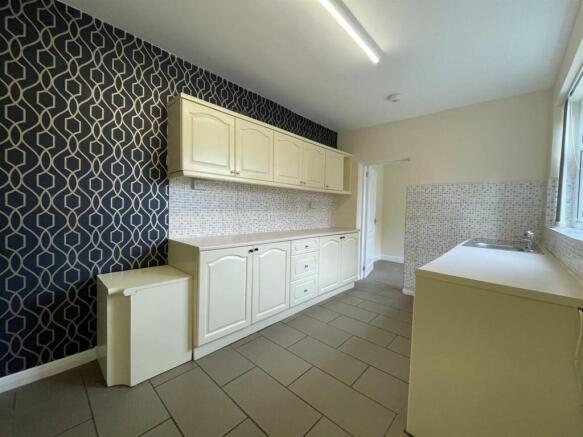 40 north kitchen.jpg