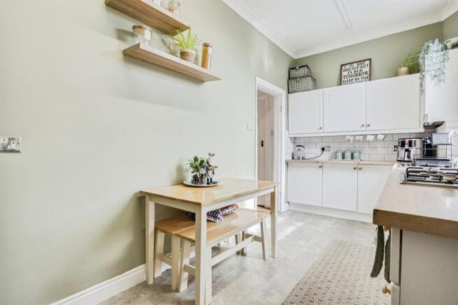 3 bed Terraced for sale Image 4
