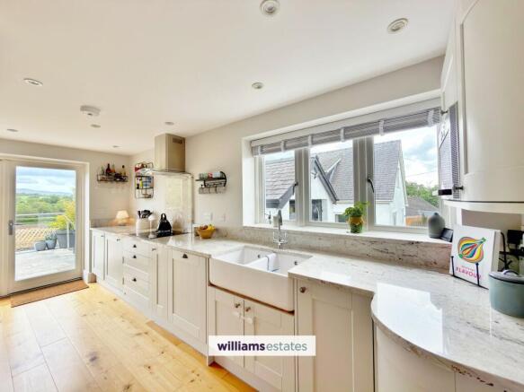 Open Plan Kitchen/Dining/Living area