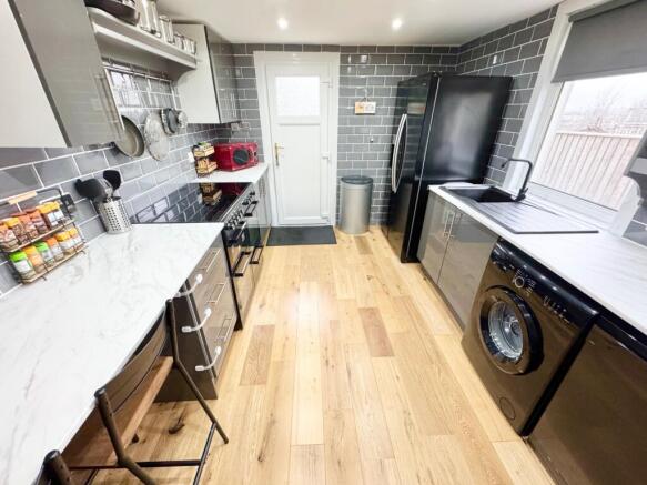 Hawthorn Crescent, Beith kitchen