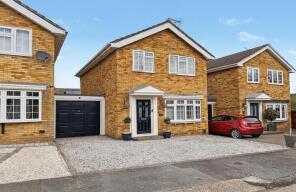22, The Orchard, Wickford SS12 0HB
