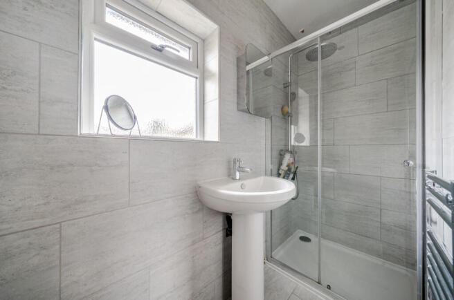 4 bed Semi-Detached for sale Image 12