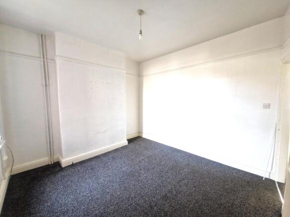4 bed Terraced for sale Image 4