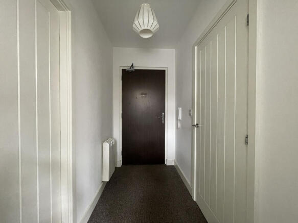 1 bed Apartment to rent Image 8