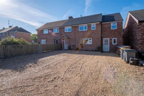 South Grove, Wymington