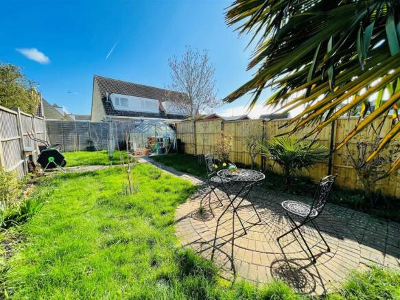 54churchgdn2.jpg