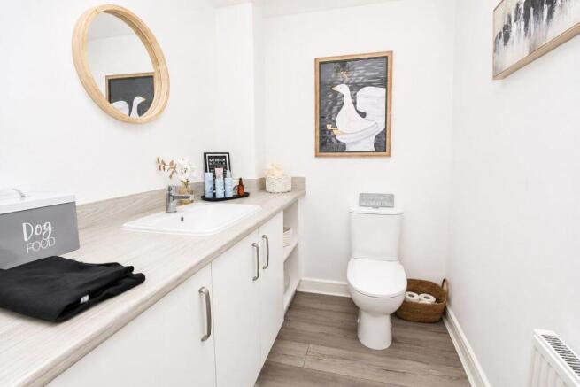 3 bed Town House for sale Image 4
