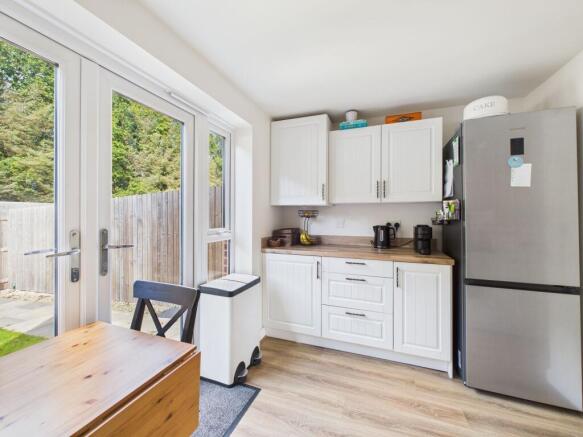 KITCHEN/ DINER