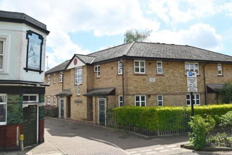 Walpole Place, Teddington