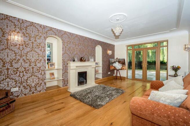 Second Livigin Room