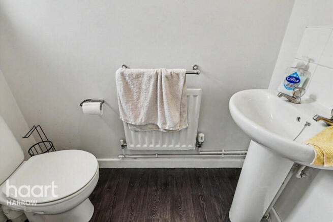 Aspen Grove, Eastcote photo 4