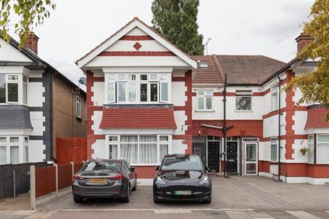 Lechmere Avenue, Woodford Green