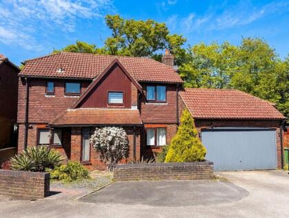 Churchfields, Fawley, SO45