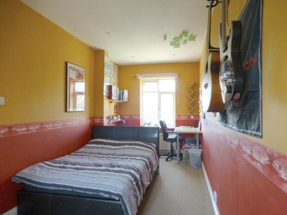 BEDROOM 3