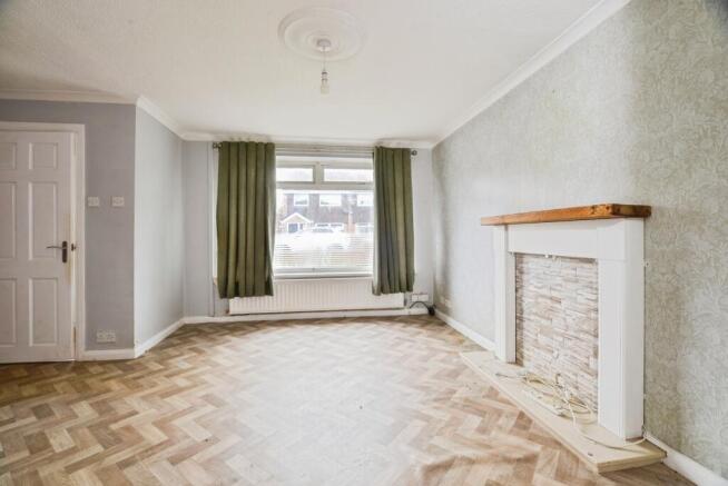 3 bed Semi-Detached for sale Image 5