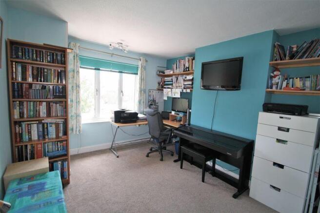 Photo 11