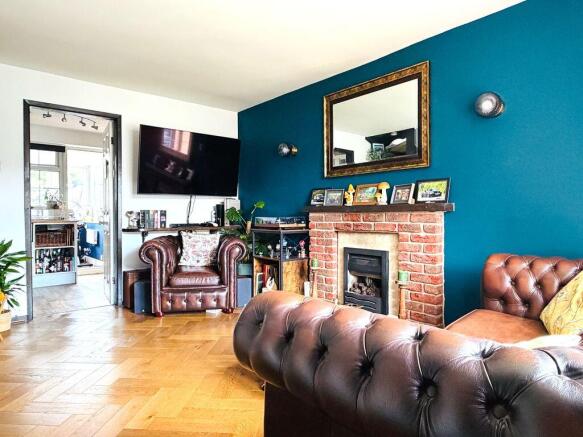2 bed Semi-Detached for sale Image 5