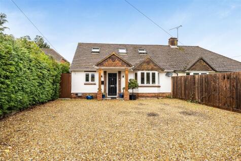Manor Park Drive, Yateley