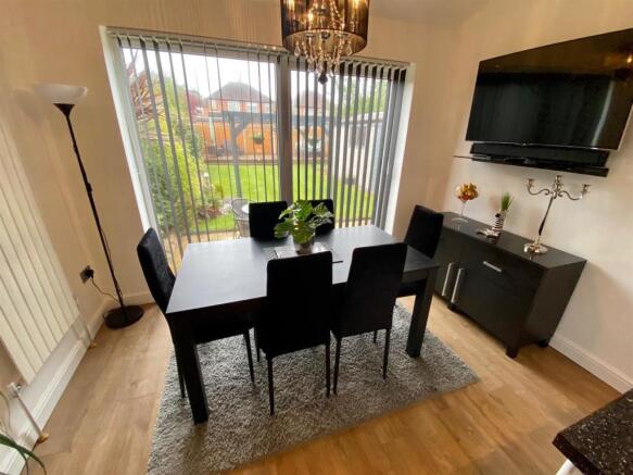 DINING SPACE