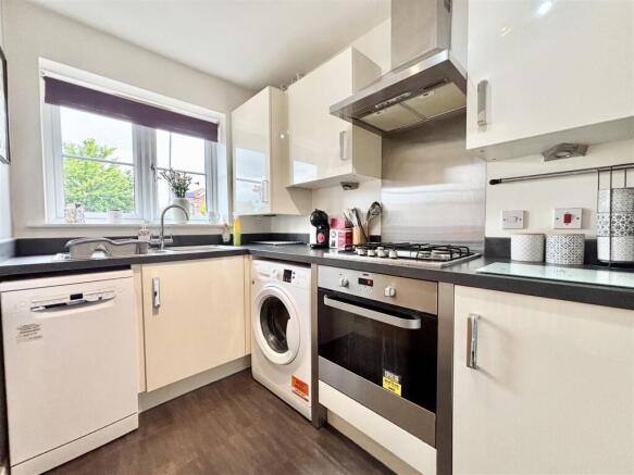 2 bed End of Terrace for sale Image 5