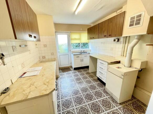 8 Seaview Gardens...