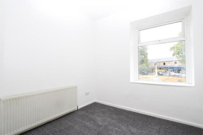 2 bed Apartment to rent Image 7