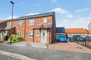 15, Laurels Farm Drive, Church Fenton, Tadcaster LS24 9FS