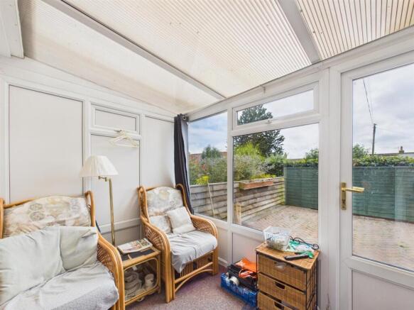 3 bed Semi-Detached Bungalow for sale Image 4