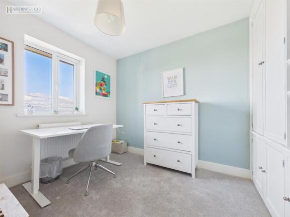 Bedroom 4.jpg