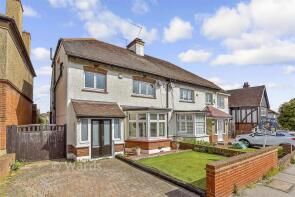 81, Old Road East, Gravesend DA12 1NX