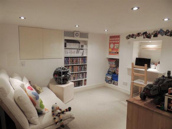 Photo 5
