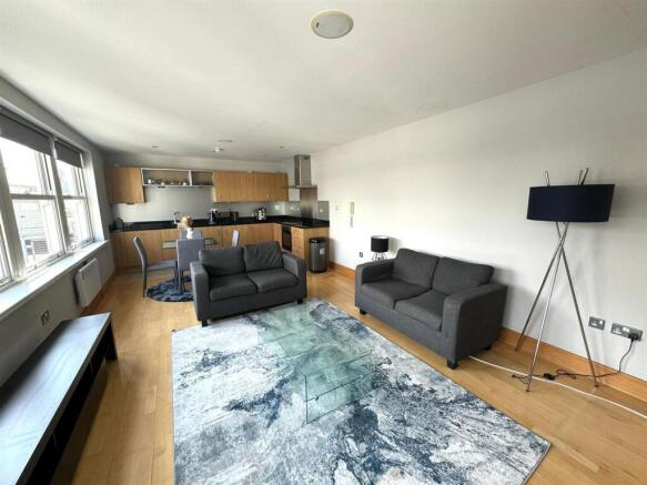 Living room pic 2.jpeg