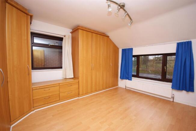 Master Bedroom.JPG